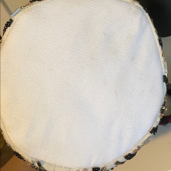 Sam Edelman abela beaded bucket bag - Picture 6 of 10